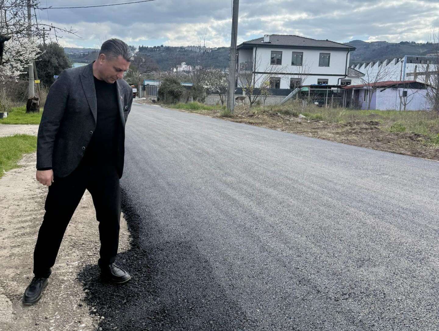 YOL ASFALT KAPLAMA ÇALIŞMALARIMIZ